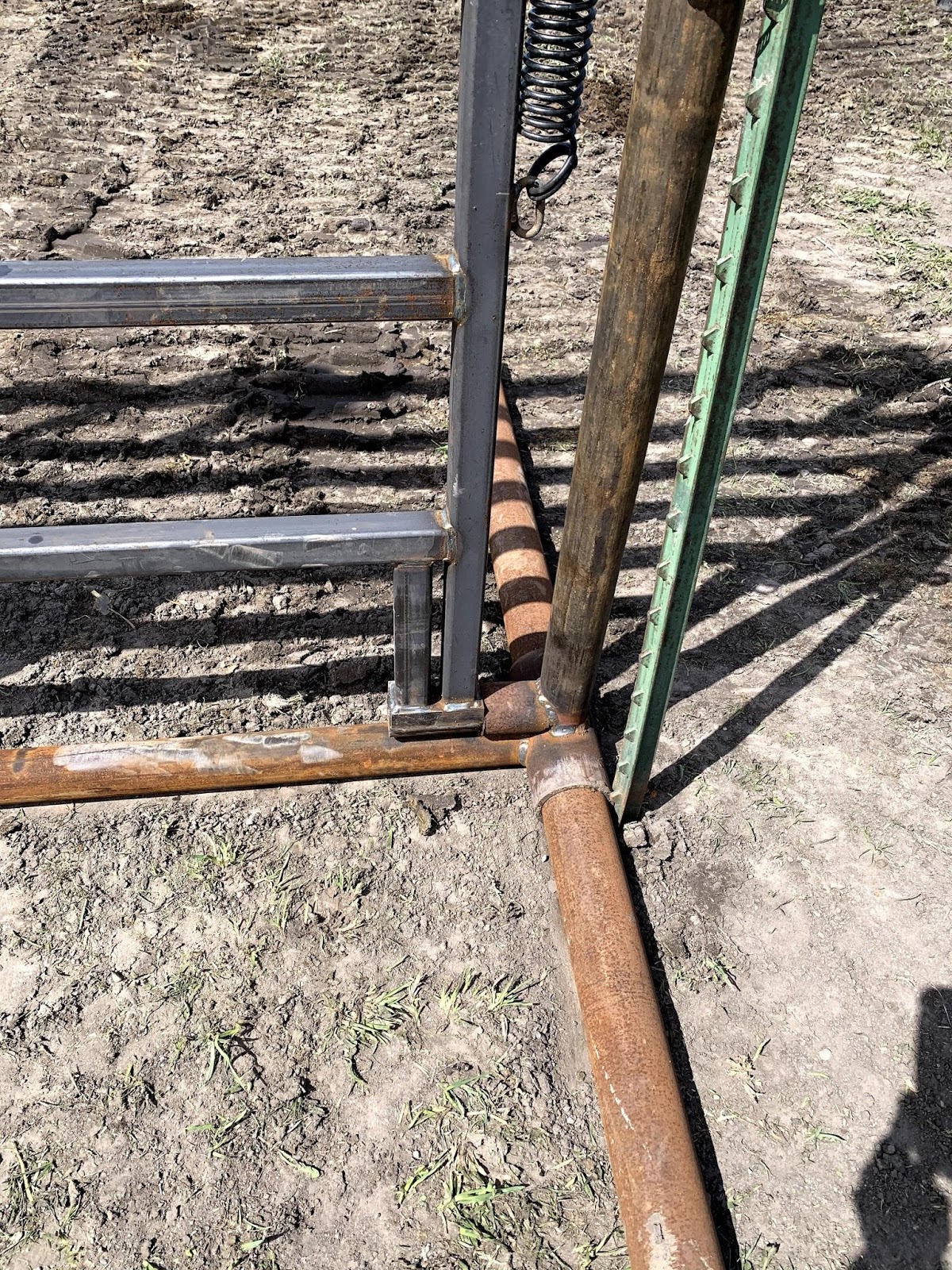 drivethru4 drive thru gate corner