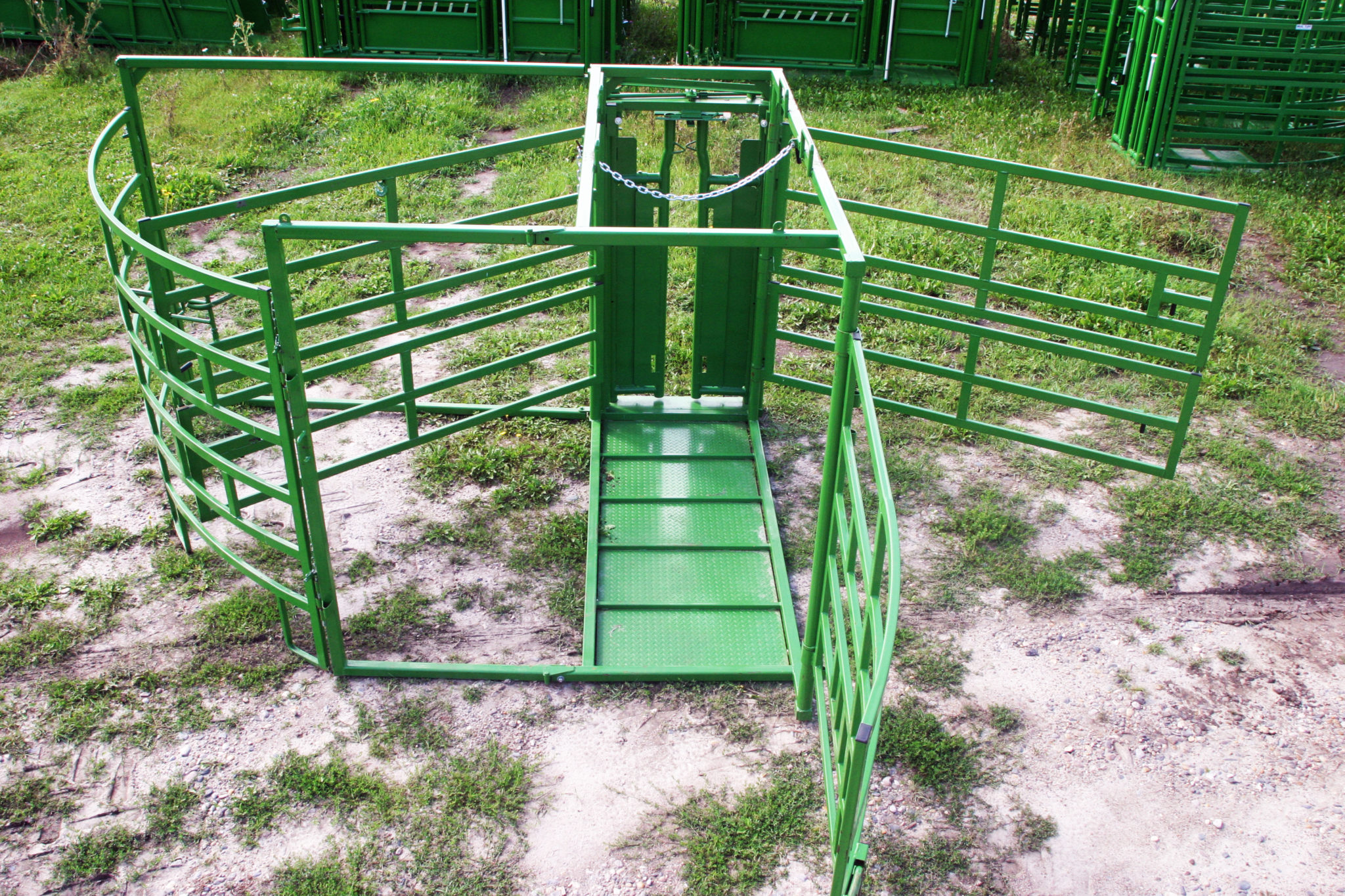 mat-pen-with-open-panels maternity pen with open panels