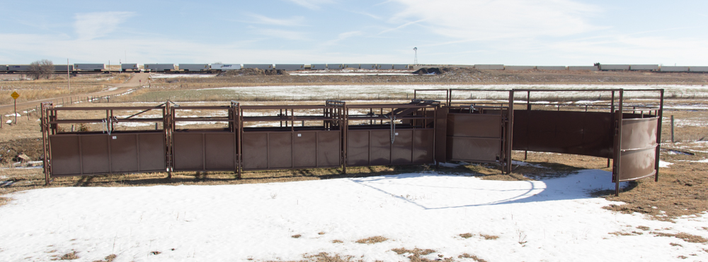 wotf-19 maverick cornerless tub